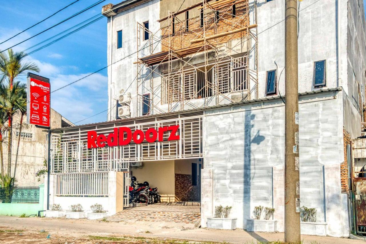 Reddoorz @ Jalan Kapten Muslim Medan Exteriér fotografie